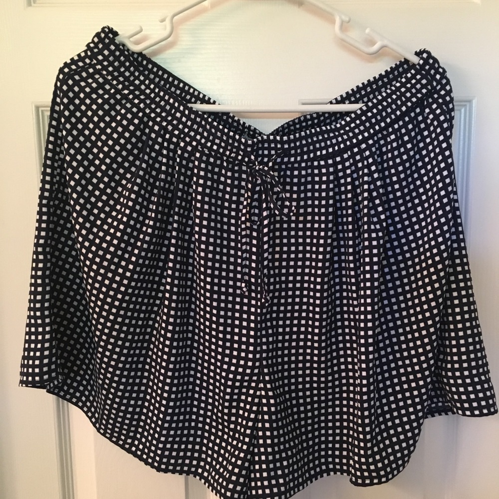 JCrew Skort checked pattern